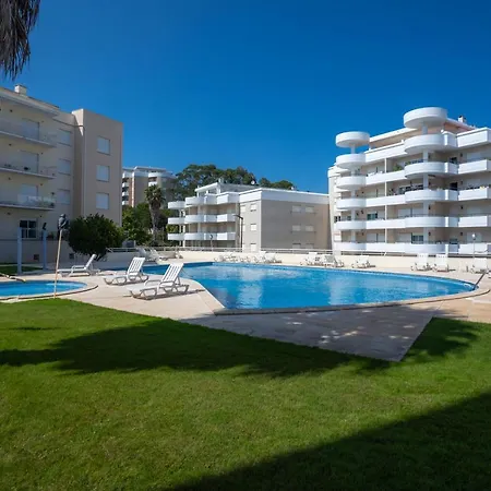 Condominio Com Piscina Em Buarcos