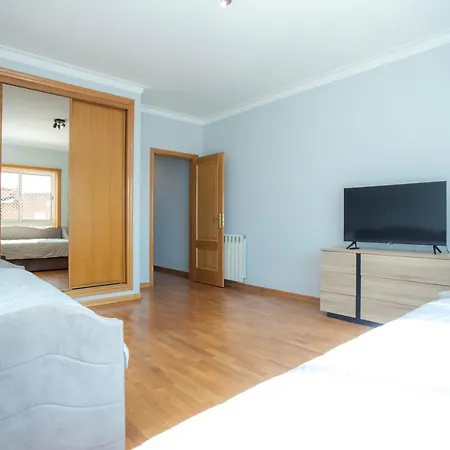 Condominio Com Piscina Em Buarcos Figueira da Foz